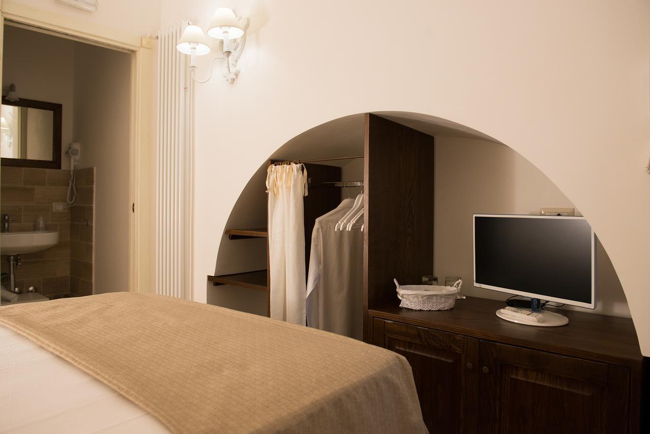 Antica Via Roma B&B E Relax Montalbano  Eksteriør bilde