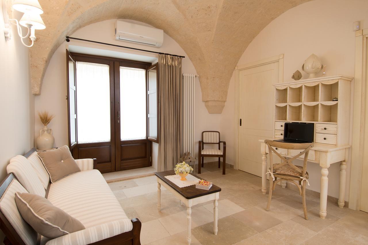 Antica Via Roma B&B E Relax Montalbano  Eksteriør bilde